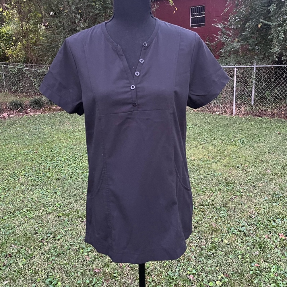 Dansko women's black scrub top size small